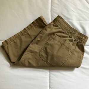 Tan Jogger Style Cargo Shorts
